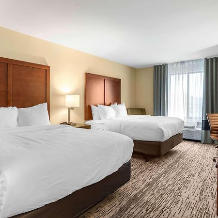 Comfort Inn & Suites Ames Near Isu Campus Luaran gambar