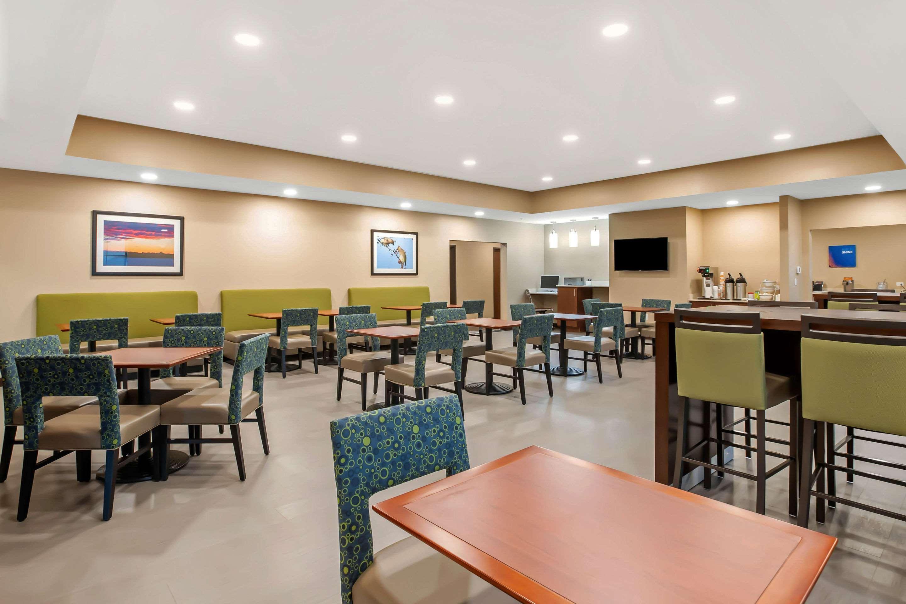 Comfort Inn & Suites Ames Near Isu Campus Luaran gambar