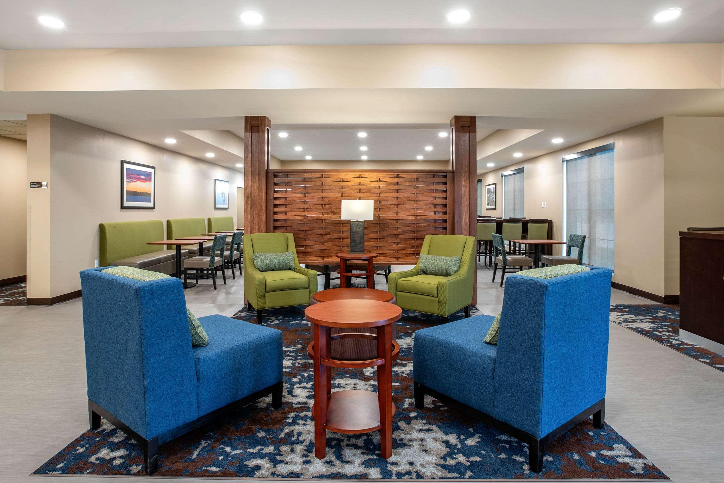 Comfort Inn & Suites Ames Near Isu Campus Luaran gambar