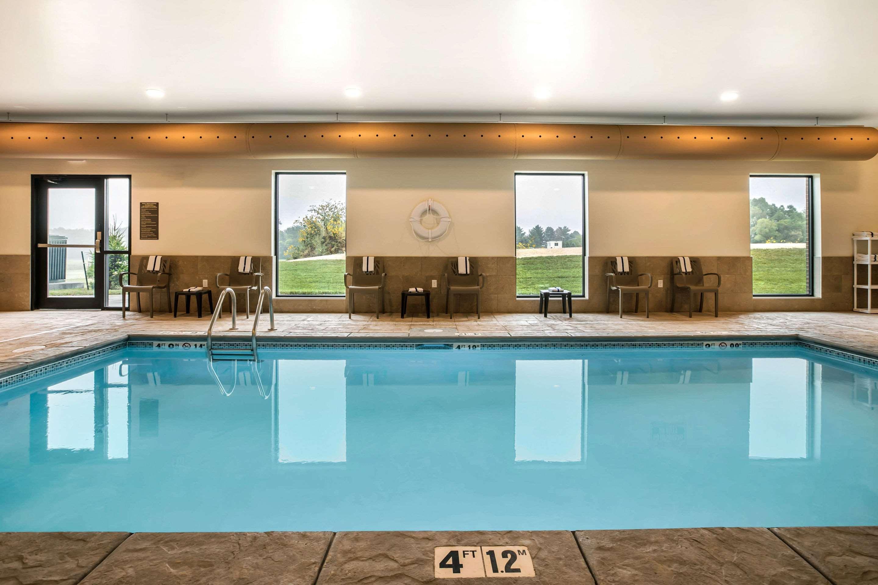 Comfort Inn & Suites Ames Near Isu Campus Luaran gambar